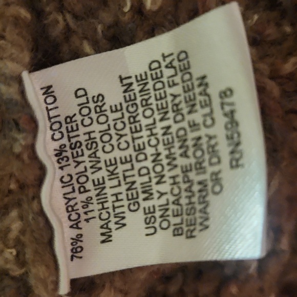 Extra Thick Snuggly TurtleNeck Sweater - Picture 7 of 8